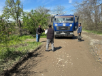 Регоператор в Адыгее продолжает уборку дороги к полигону в Майкопе