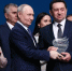 Владимир Путин наградил победителя премии «Служение» - Советская Адыгея