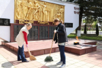 Особое внимание в рамках субботника в Майкопском районе уделили благоустройству мемориалов