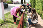 Особое внимание в рамках субботника в Майкопском районе уделили благоустройству мемориалов