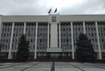 Глава Адыгеи поздравил жителей с Днем Государственного флага РФ