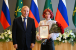 Глава Адыгеи вручил дипломы и премии победителям конкурсов профмастерства среди педагогов